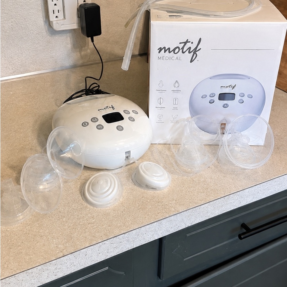 Motif Electric Breast Pump - White